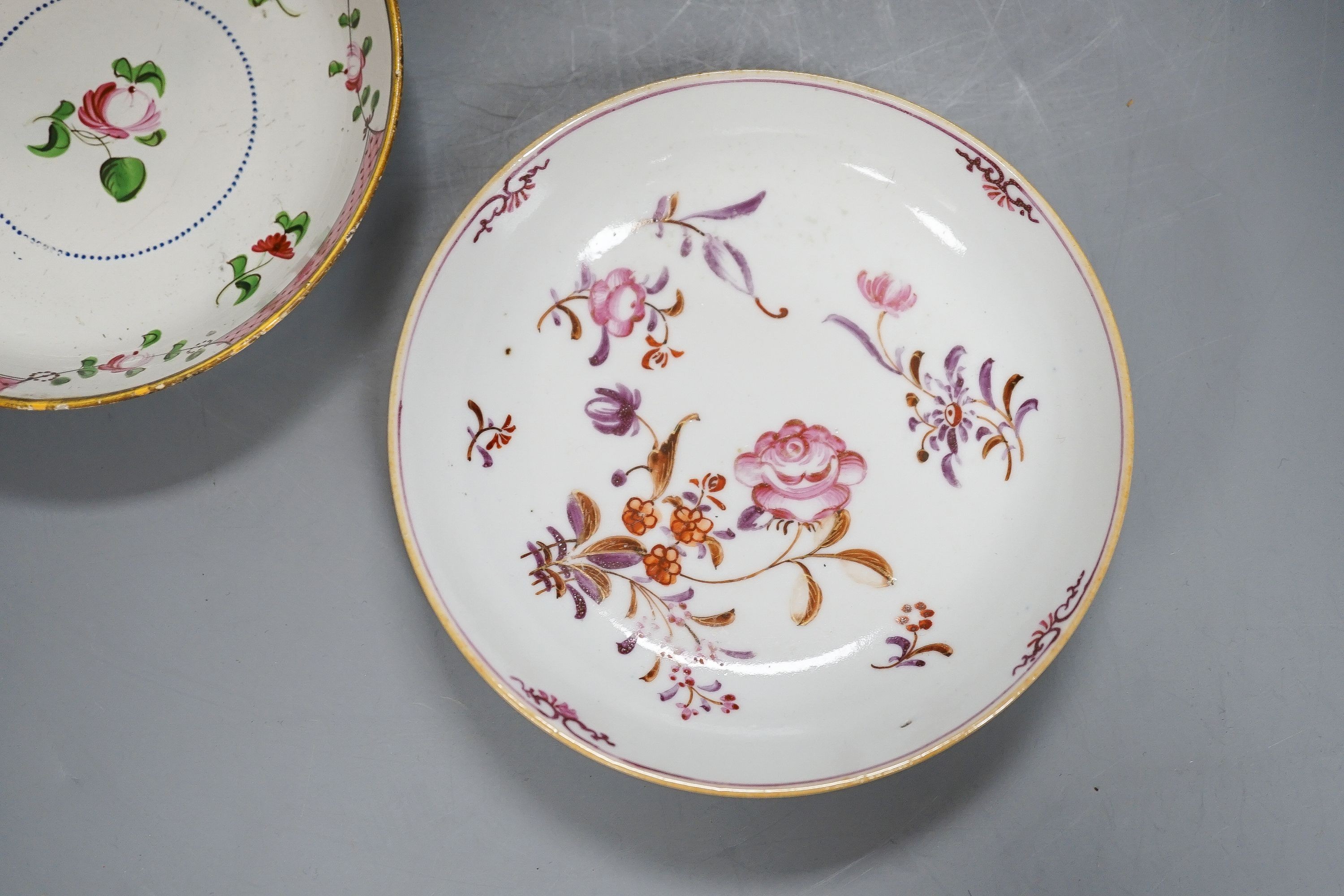 A late 18th century Chinese saucer and pearlware example (2)